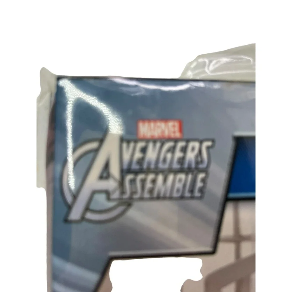 Marvel AVENGERS Standard illowcase Measures 20 x‎ 30 inches SUPERHERO NEW SEALED